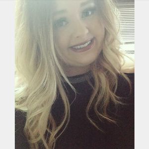 Meet your Posher, Farrah